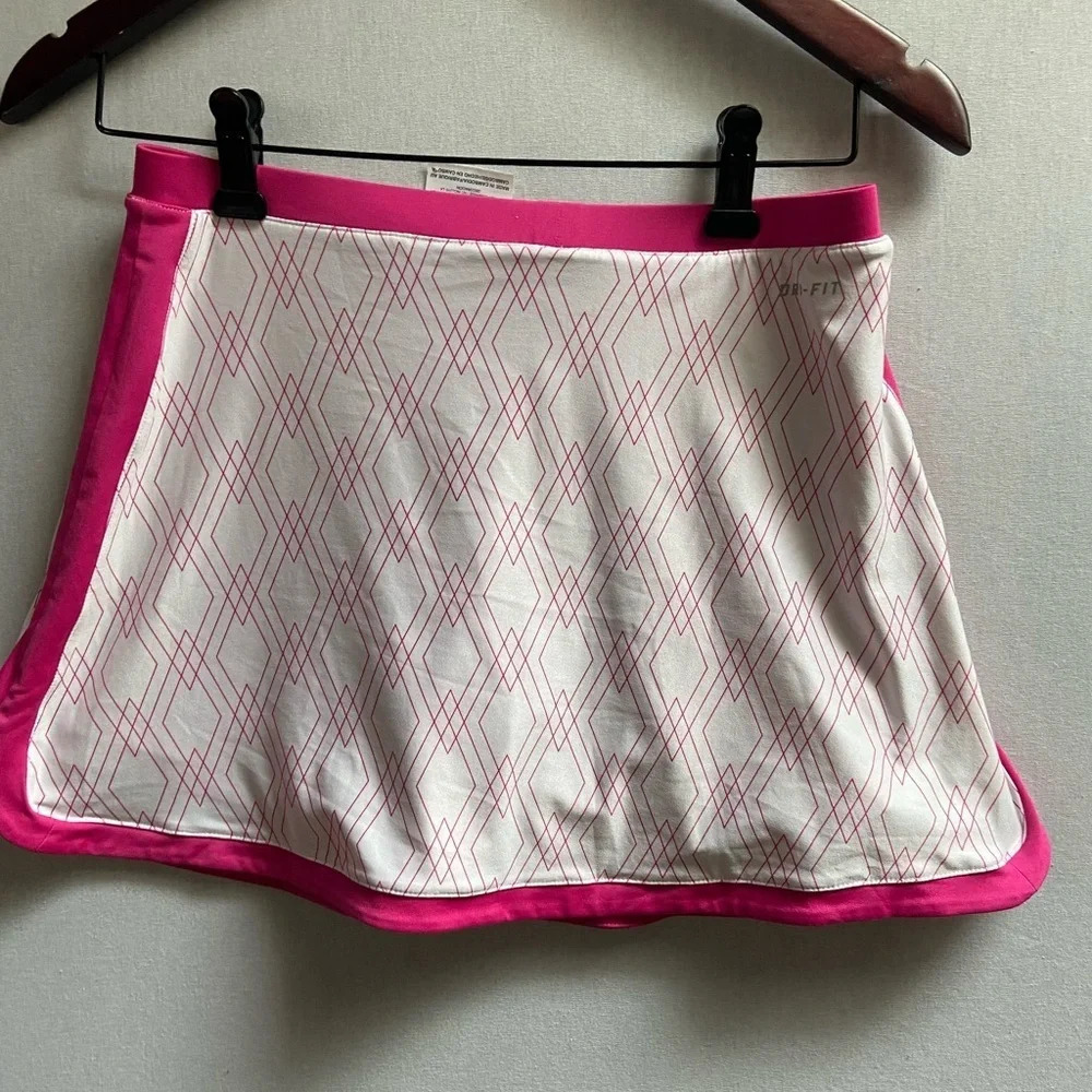 Nike Dri-Fit Pink White Diamond Argyle Tennis Skort Size M